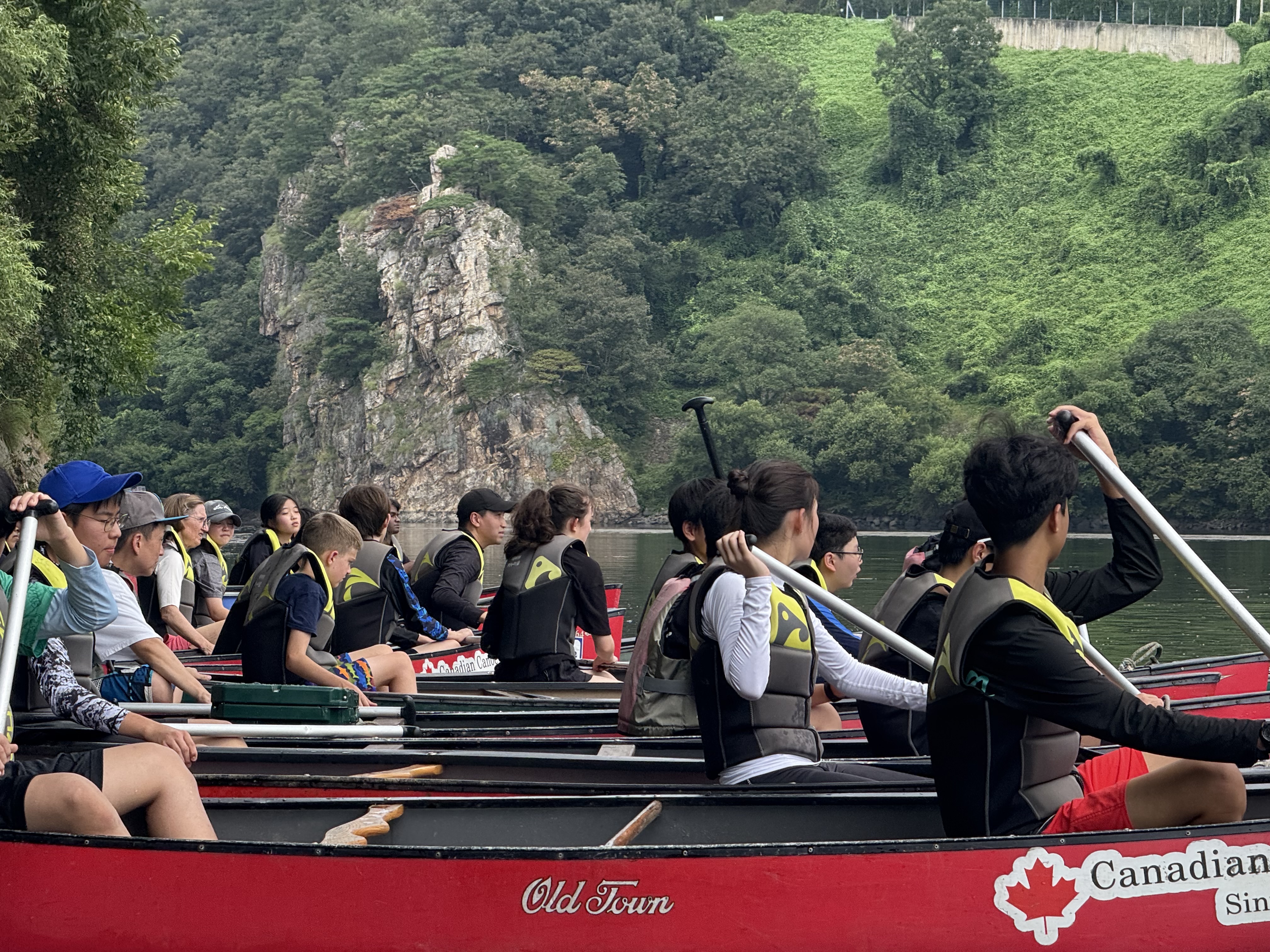 Paddling teamwork